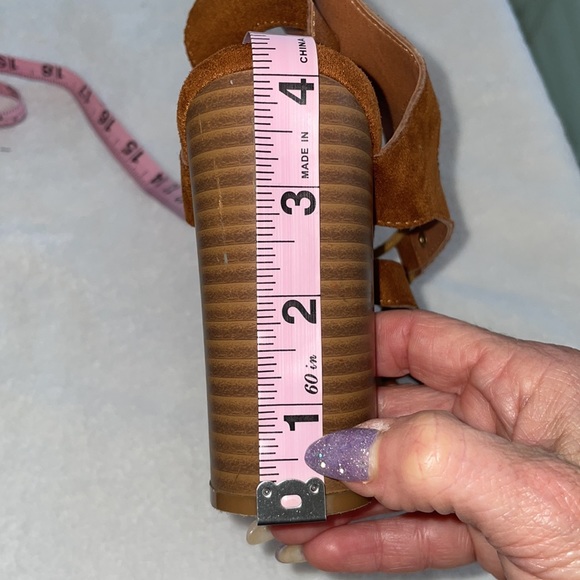 Charlotte Russe sz 7 Brown Lace Up Gladiator Strappy Block Heel Sandals GUC CUTE - Picture 10 of 12